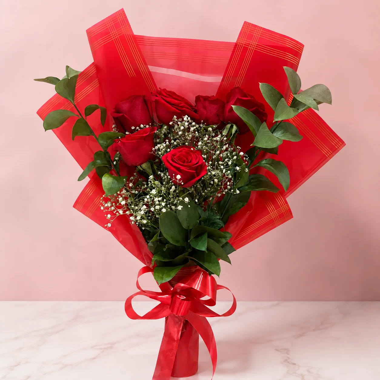 REF. 002, Ramo Clásico de Seis Rosas Rojas